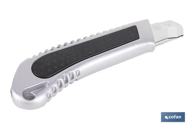 Cúter profesional de aluminio | Hoja negra SK2 | Sistema de bloqueo automático - Imagen 2